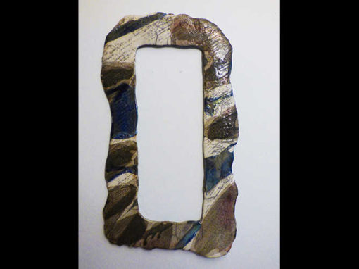 “Cornice” – 2010 Ceramica Raku 32×56 cm